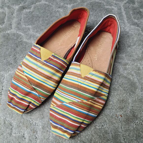 Natural Reflections Classic Slip On Loafers WOMENS SIZE 9 multicolored canvas - Picture 3 of 10
